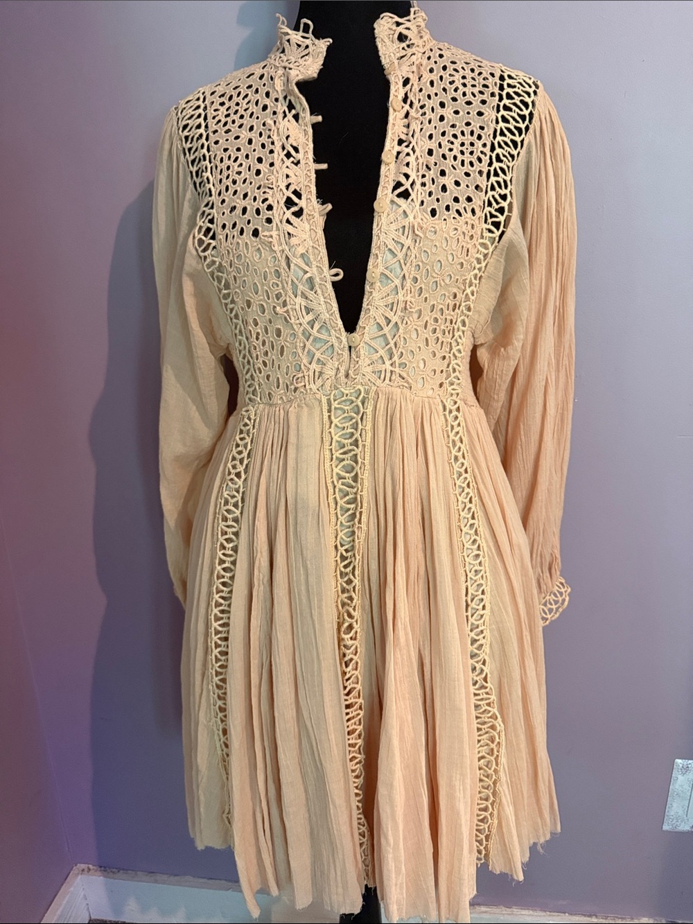 Free People NWT Size Small Boho Crochet Lace Peasant Dress in Cream